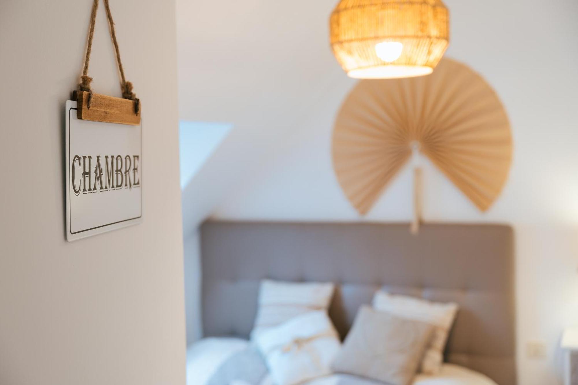 Appartement Du Bonheur Baguer-Pican Bagian luar foto